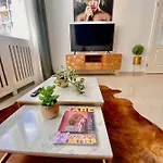 Riverside Panoramic Apartamento