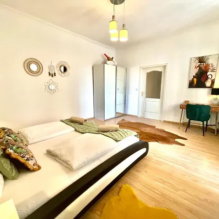 Riverside Panoramic Διαμέρισμα *