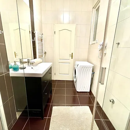 Riverside Panoramic Διαμέρισμα *